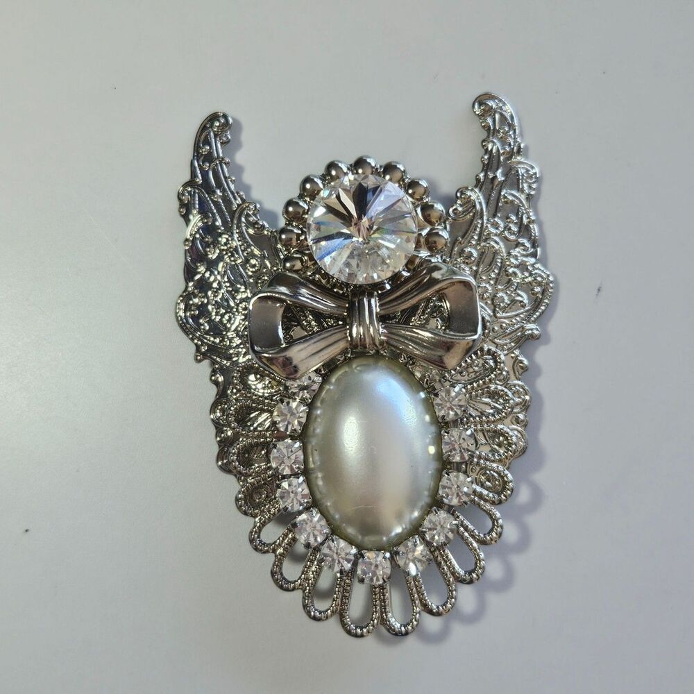 Jane 1996 Silver Tone Angel Brooch Faux Pearl Clear Rhinestone Accents